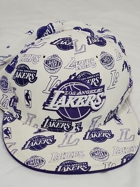 Mens White & Purple Snapback Hat